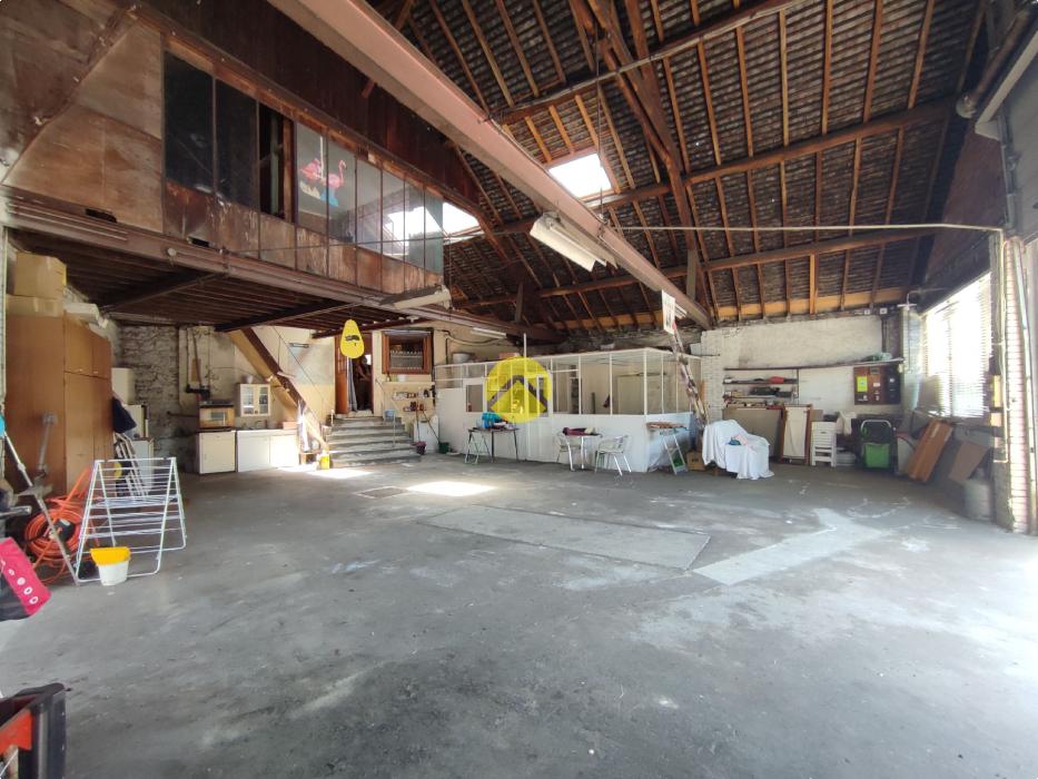 Maison  et atelier de 160 m²