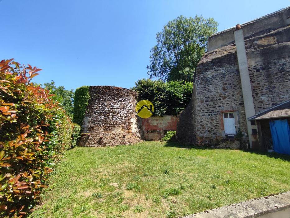 Maison  et atelier de 160 m²