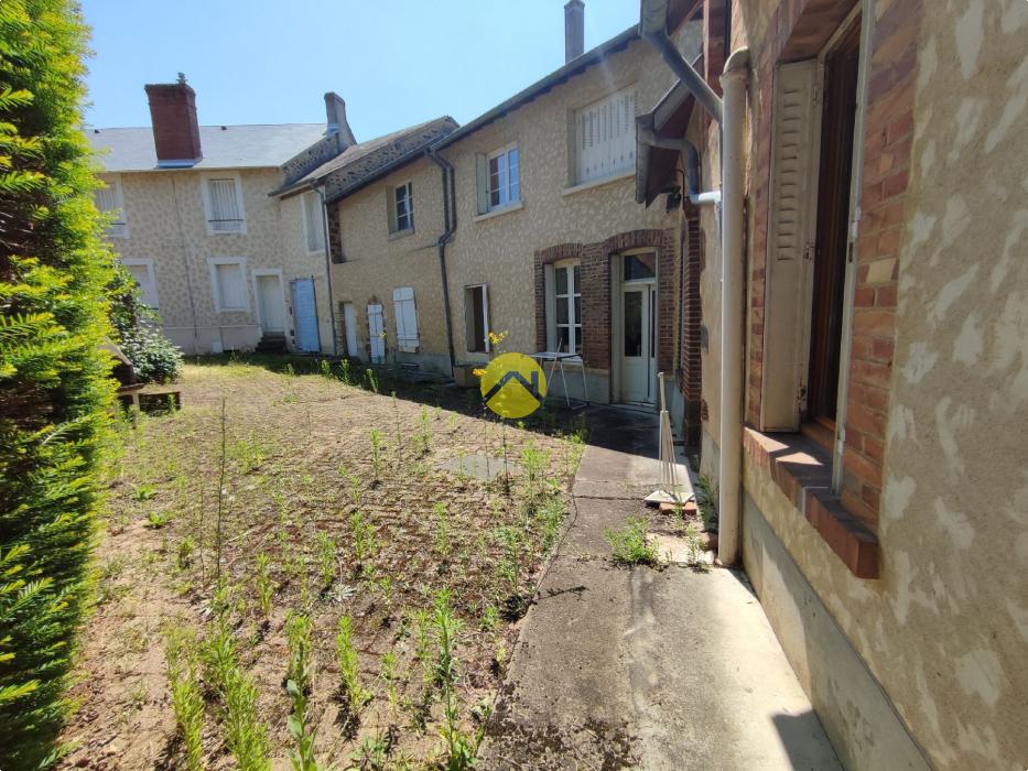 Maison  et atelier de 160 m²