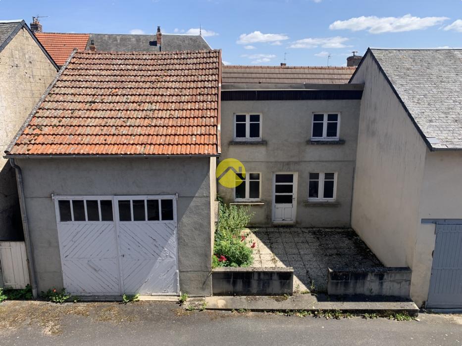 Maison de bourg au calme