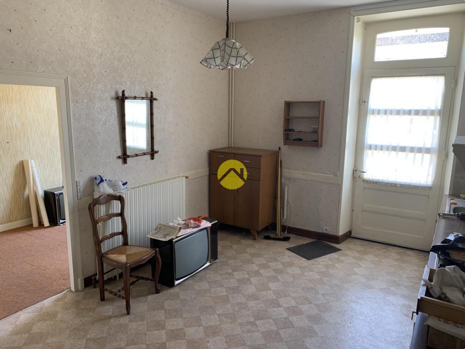 Maison de bourg au calme