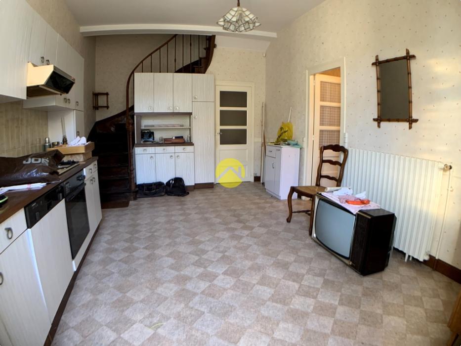 Maison de bourg au calme