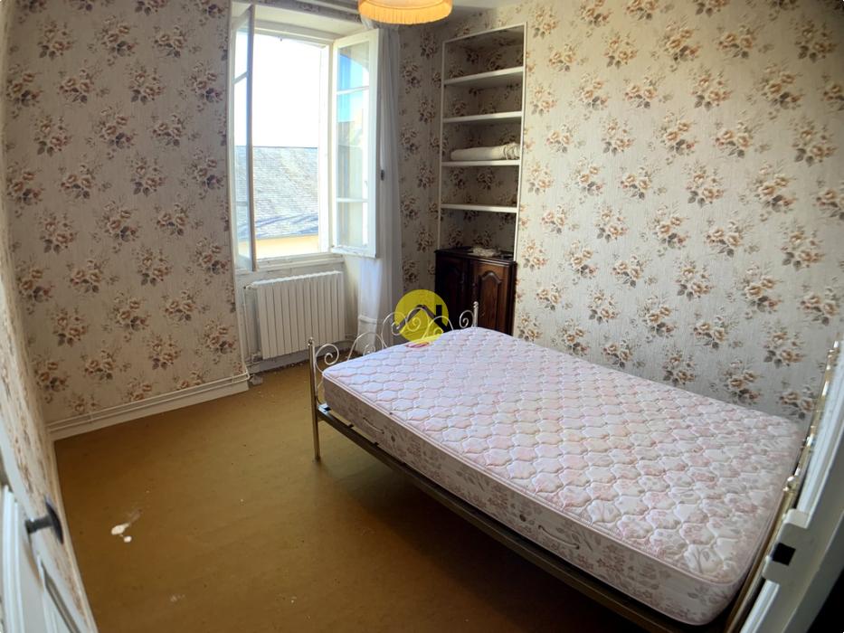 Maison de bourg au calme