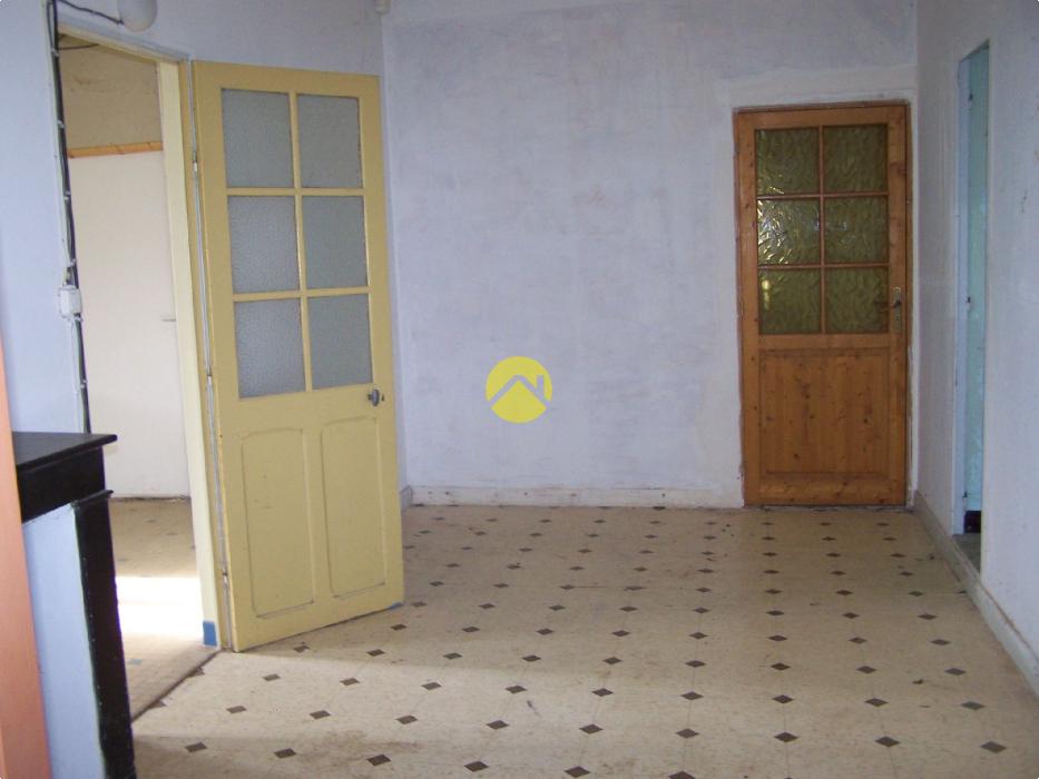 MAISON A RENOVER TOITURE NEUVE