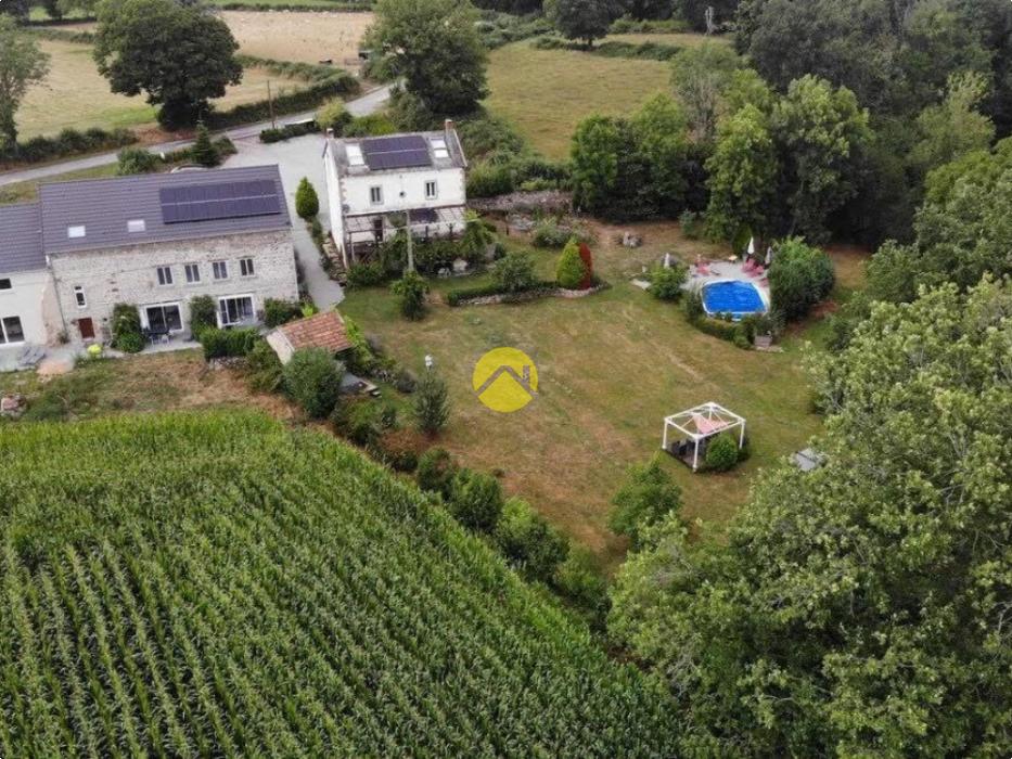 Gîtes en activité + habitation