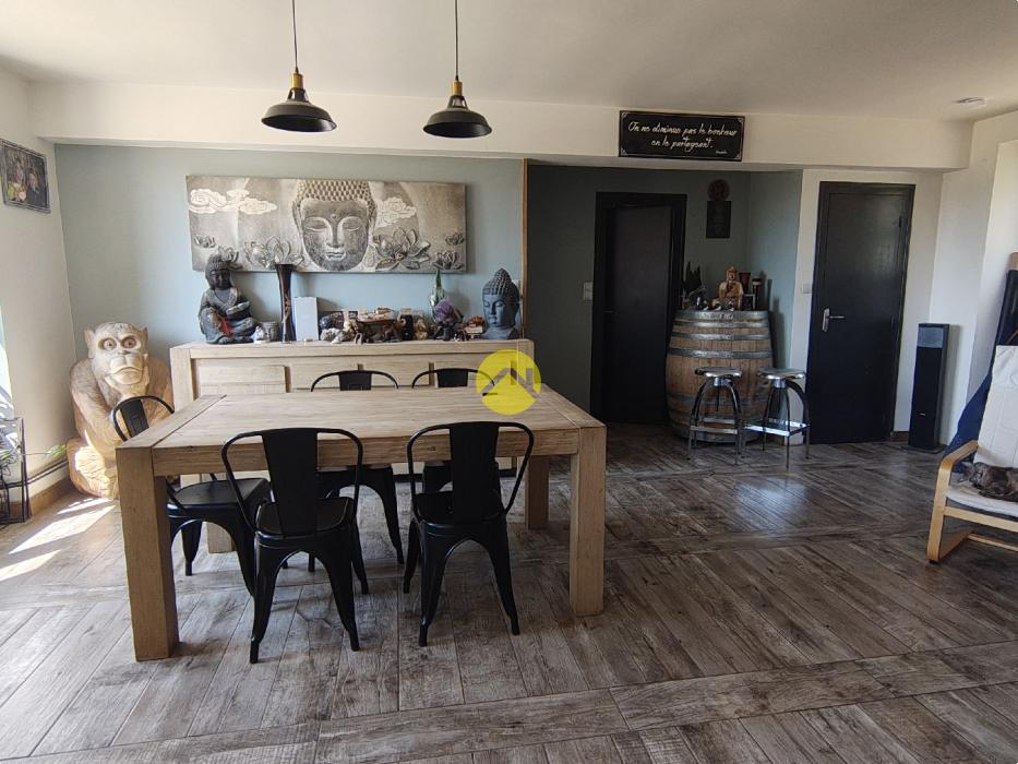 Fermette de 157m²...