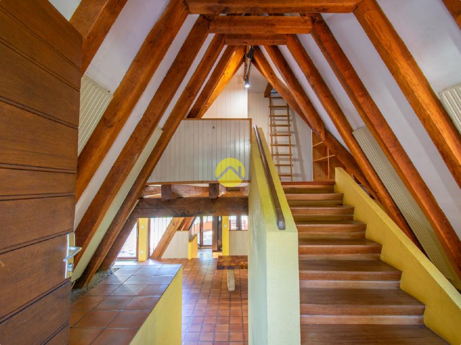 Maison d'architecte centre Belvès