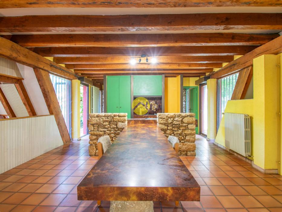 Maison d'architecte centre Belvès