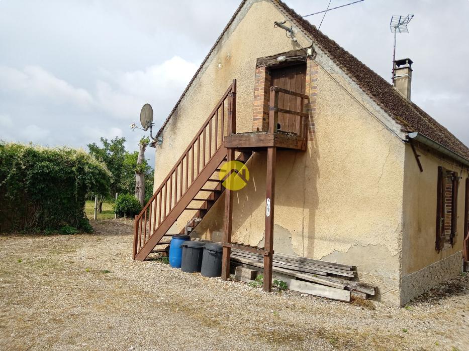 Petite longère louée