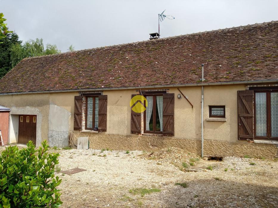 Petite longère louée