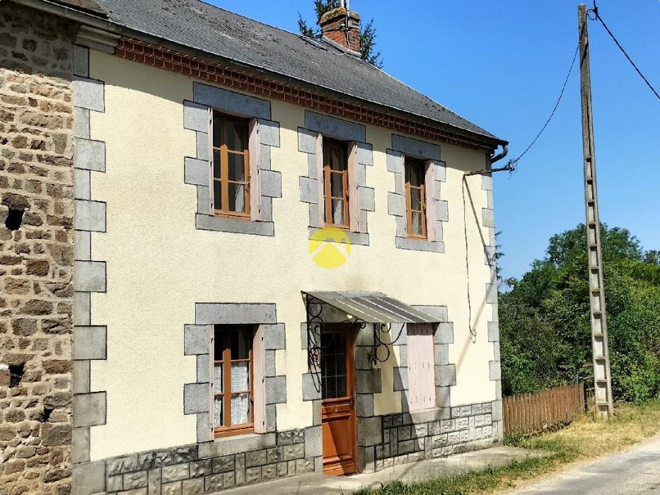 Maison avec jardin et grange
