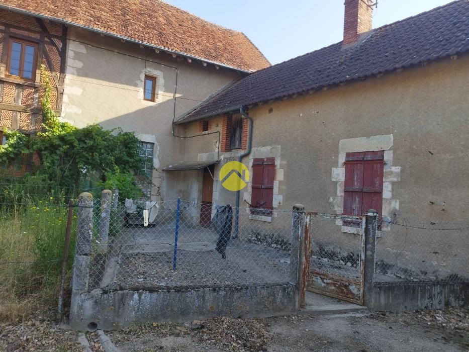 ancienne corps de fermedont une gra