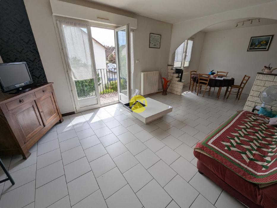 Apt 86m².3 ch. balcon
