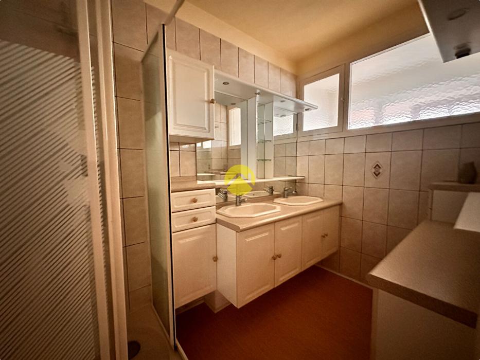 APPARTEMENT AVEC BALCON