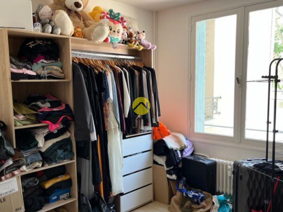 T4 rénové 83 m² avec cave 
