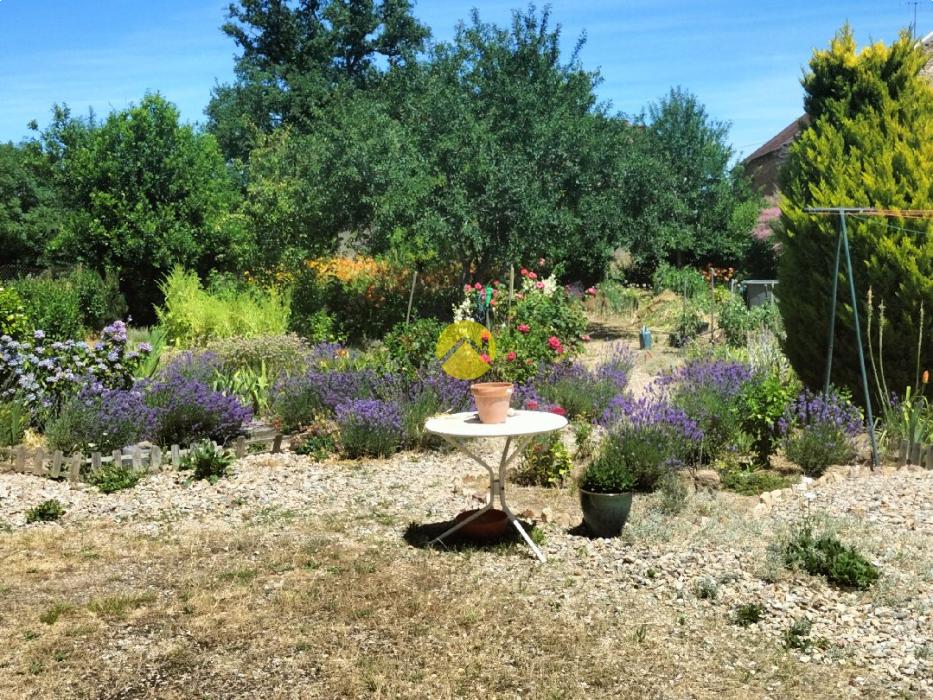 Maison avec jardin
