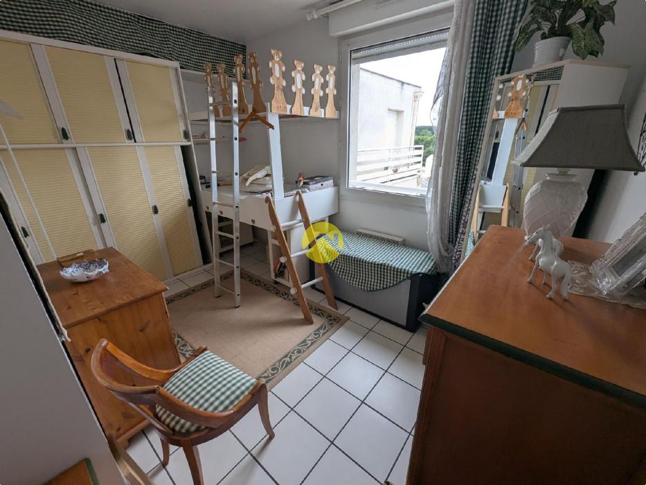 APPARTEMENT AVEC TERRASE