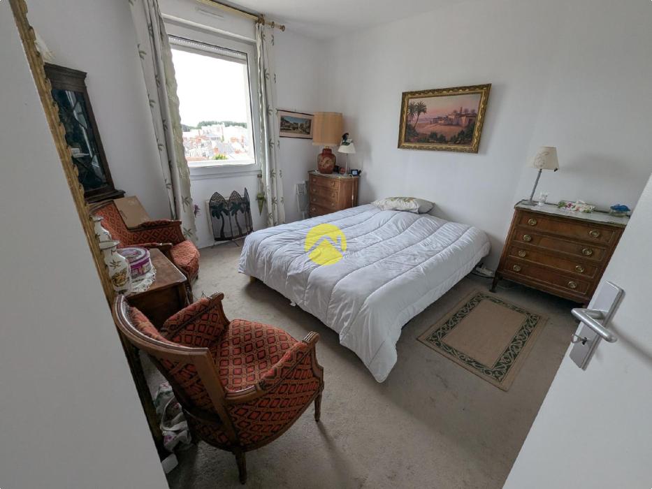 APPARTEMENT AVEC TERRASE