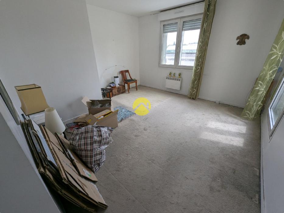 APPARTEMENT AVEC TERRASE