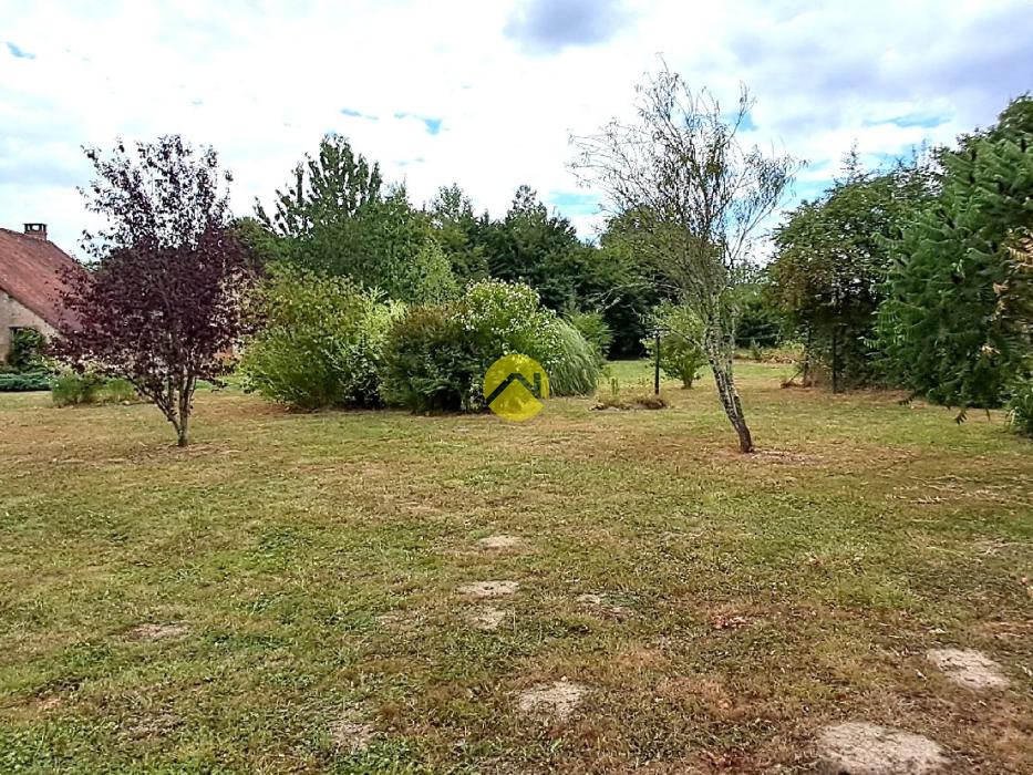 Longère avec jardin de 3 000 m²
