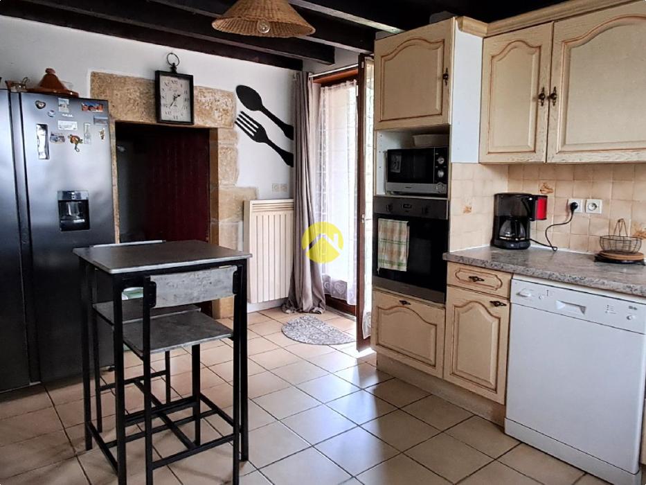 Longère avec jardin de 3 000 m²