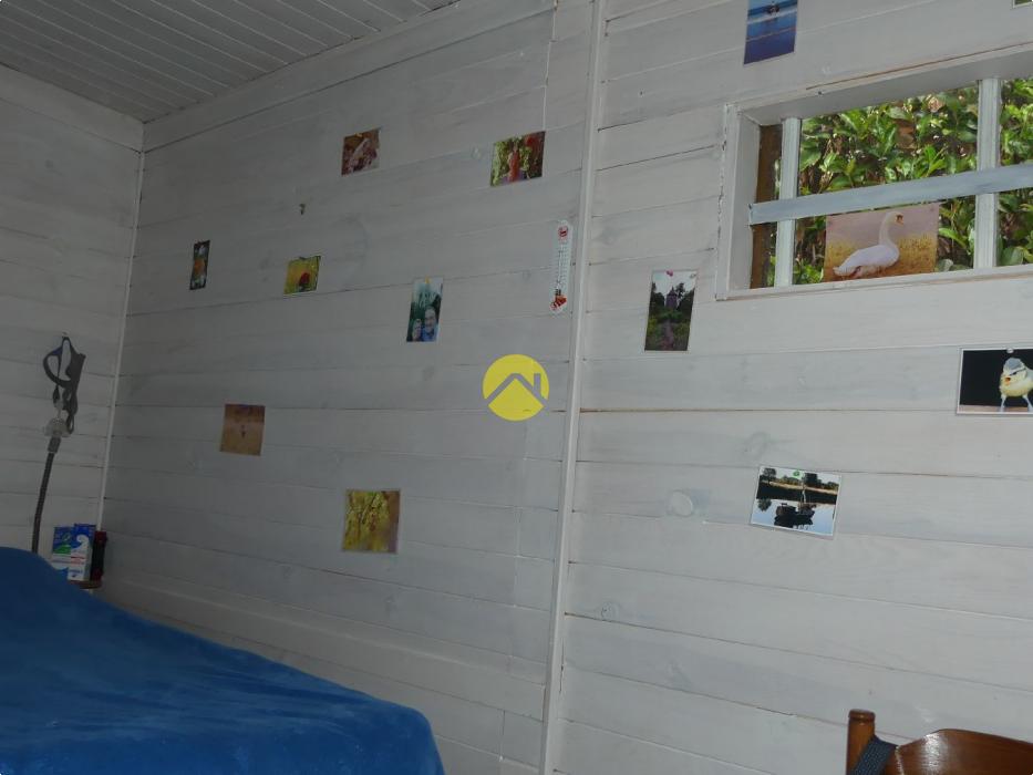 JOLI TERRAIN DE LOISIRS