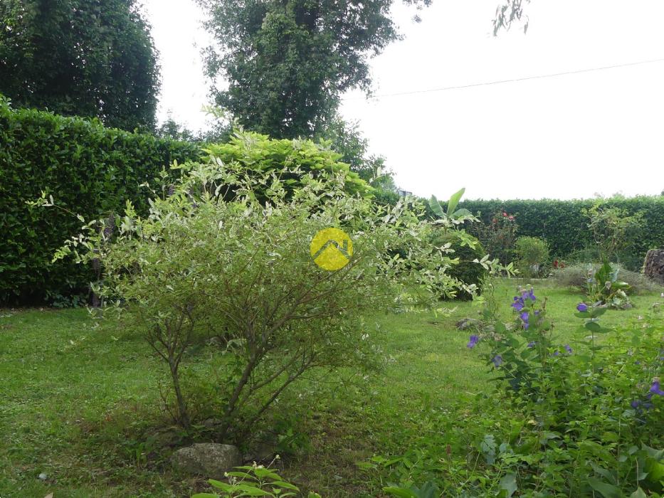 JOLI TERRAIN DE LOISIRS