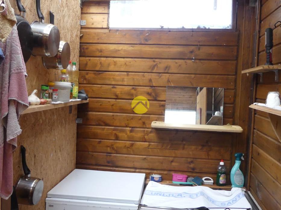 JOLI TERRAIN DE LOISIRS