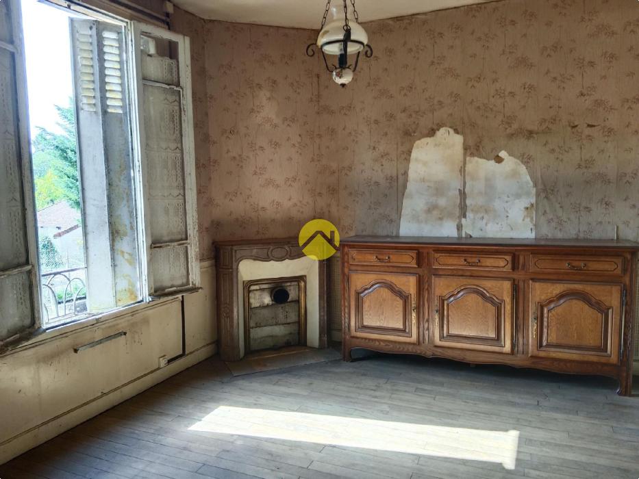 Maison+dépendances+terrain