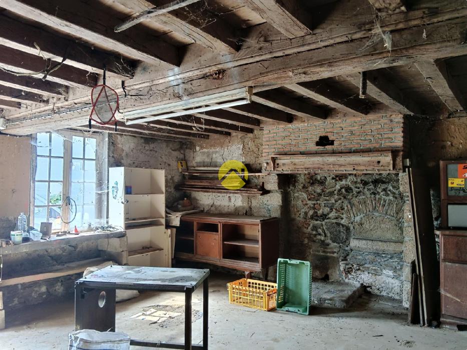 Maison+dépendances+terrain