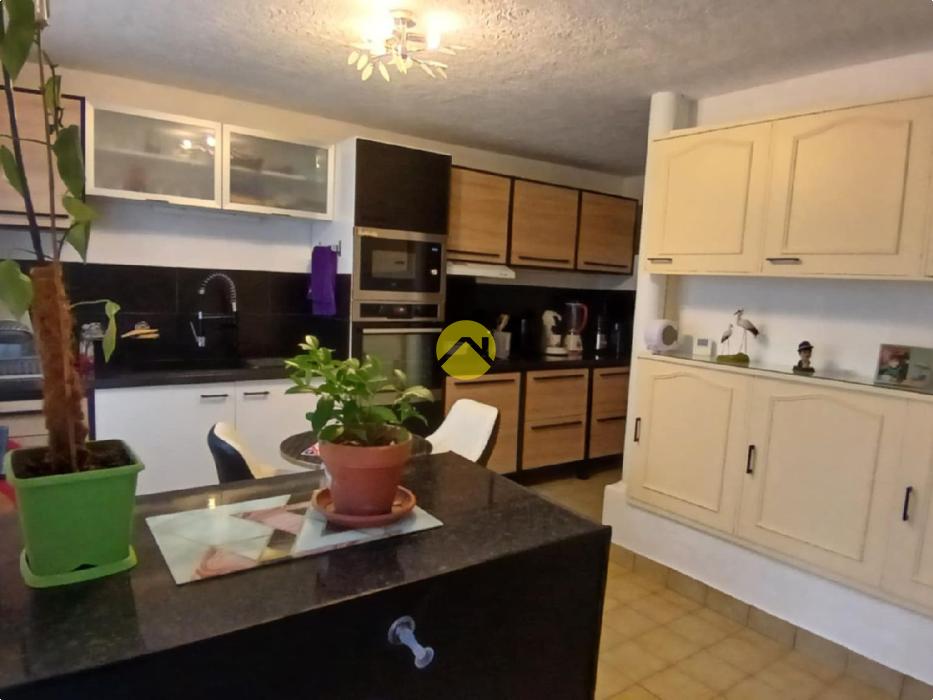 Maison T5 + dépendance