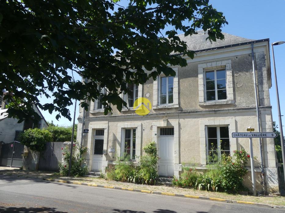 MAISON BOURGEOISE DE CARRACTERE