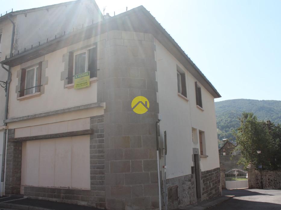 maison de bourg 