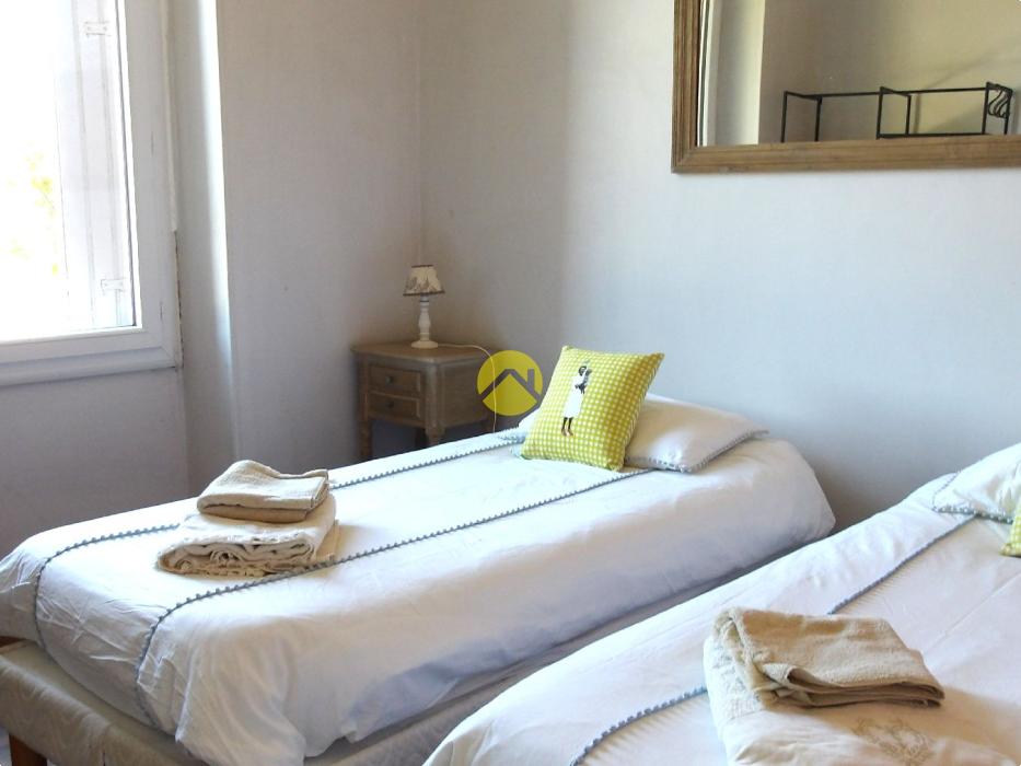 MAISON TOTALMENT RENOVEE 