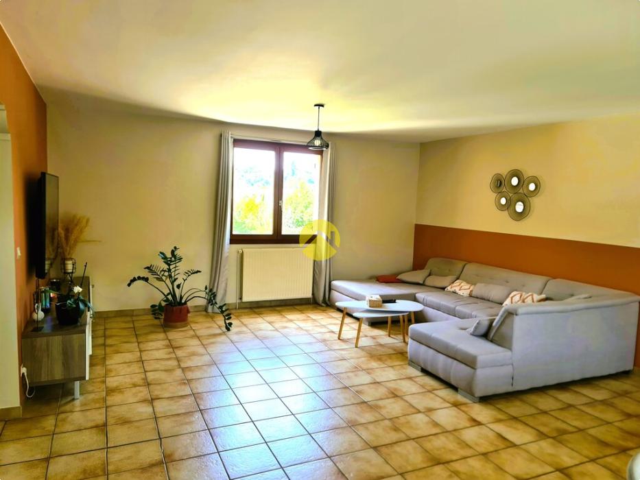 MAISON AVEC STUDIO INDEPENDANT