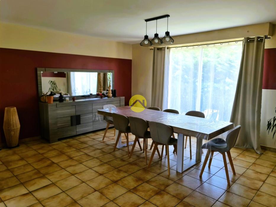 MAISON AVEC STUDIO INDEPENDANT