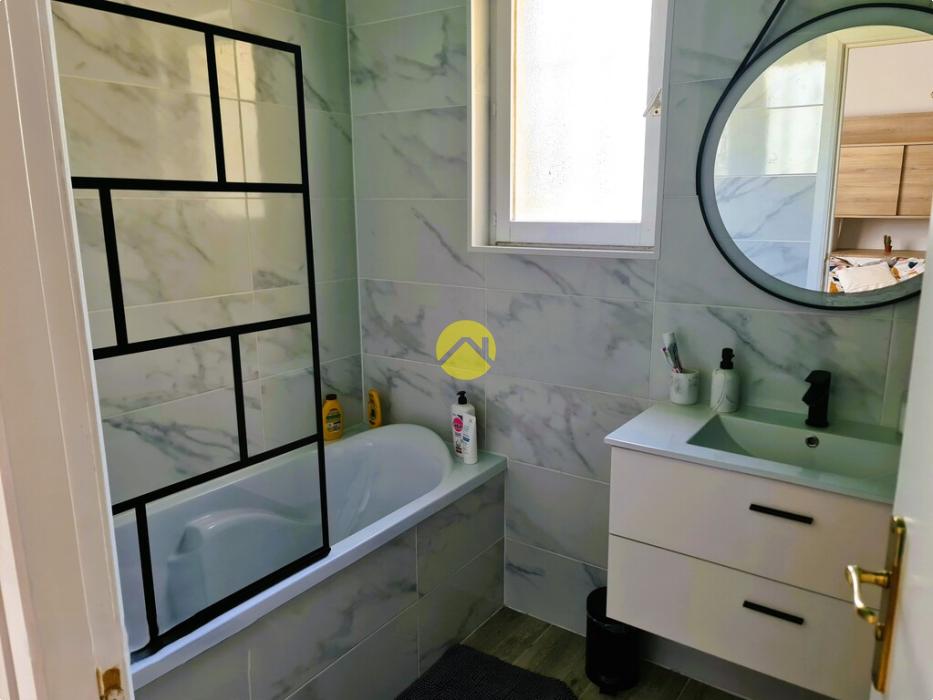 MAISON AVEC STUDIO INDEPENDANT