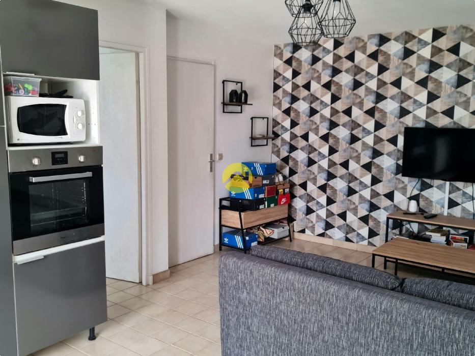 MAISON AVEC STUDIO INDEPENDANT