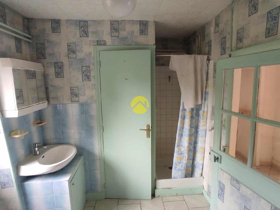 Maison mitoyenne d'un côté