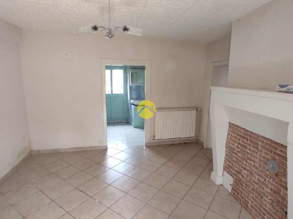Maison mitoyenne d'un côté