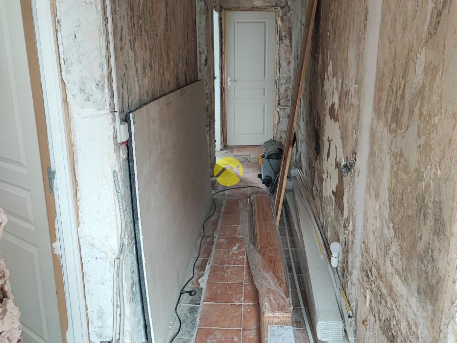 Maison à rénover de 183 m²...