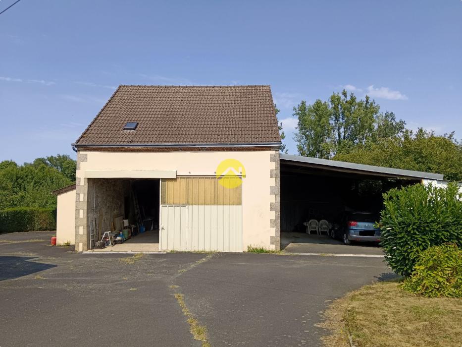 Maison 172 m² sur 9160m² attenant..