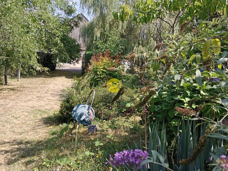 Maison 172 m² sur 9160m² attenant..