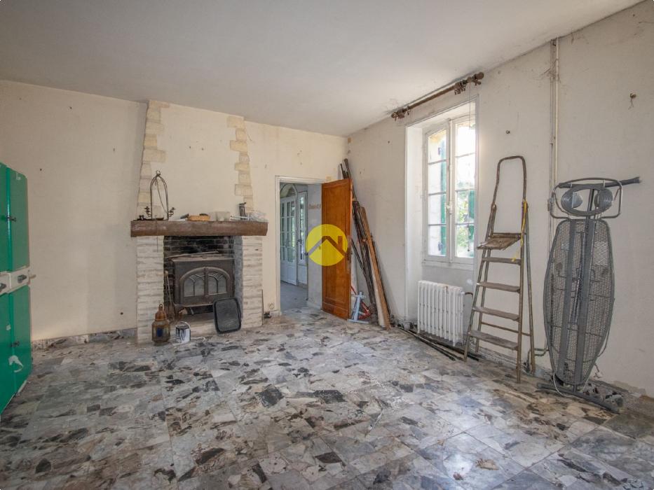 Immeuble au centre Le Bugue