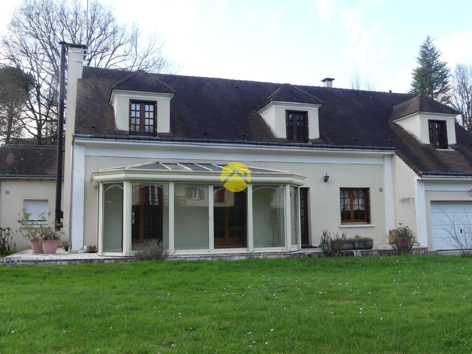 SUPERBE MAISON FAMILIALE