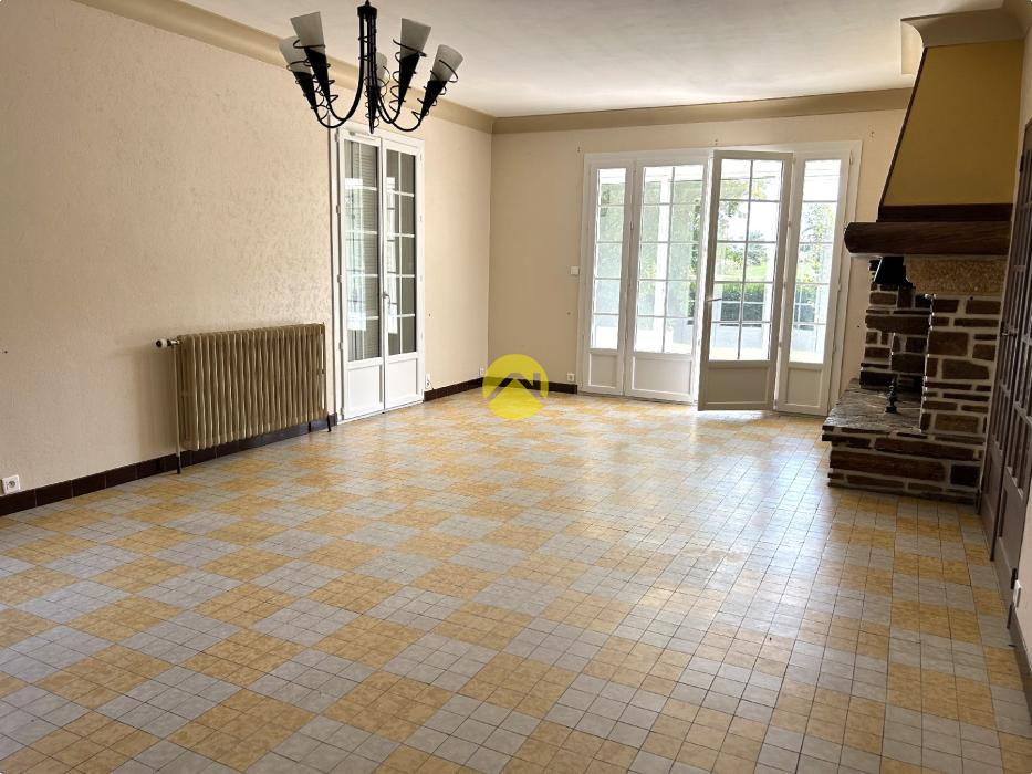 VILLA PROCHE AMBAZAC