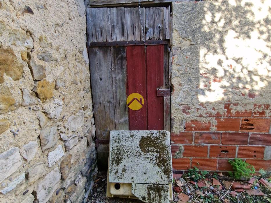 PETITE MAISON