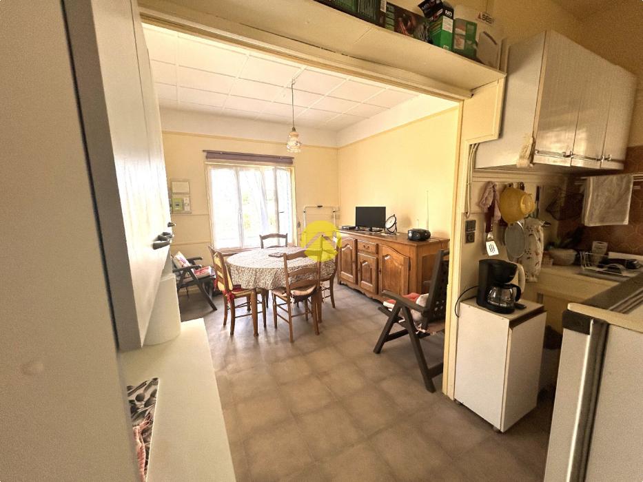 MAISON DE VACANCES OU JEUNE COUPLE