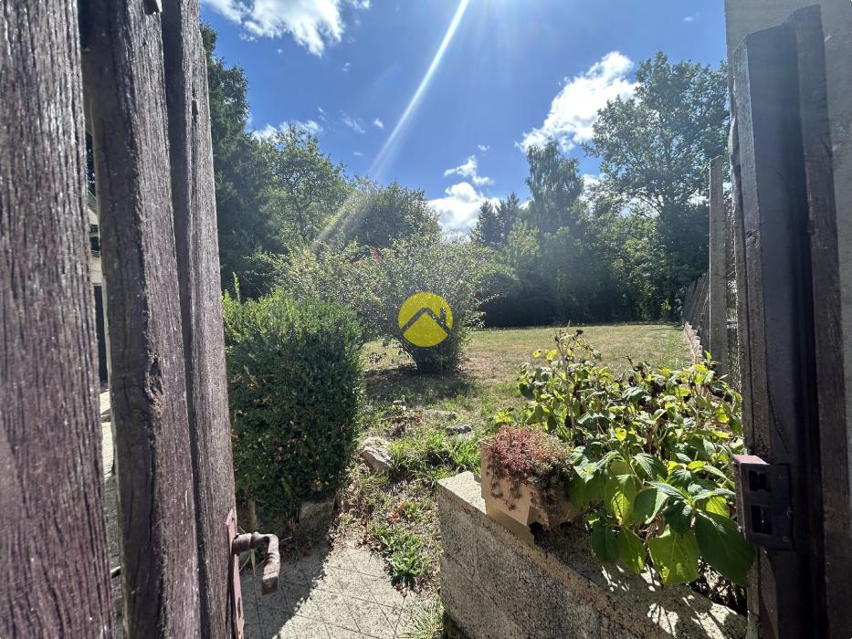 MAISON DE VACANCES OU JEUNE COUPLE