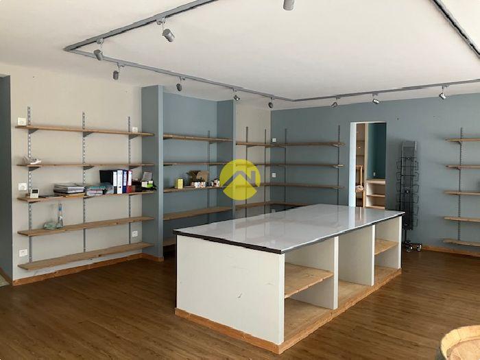 Local commercial 120 m²  